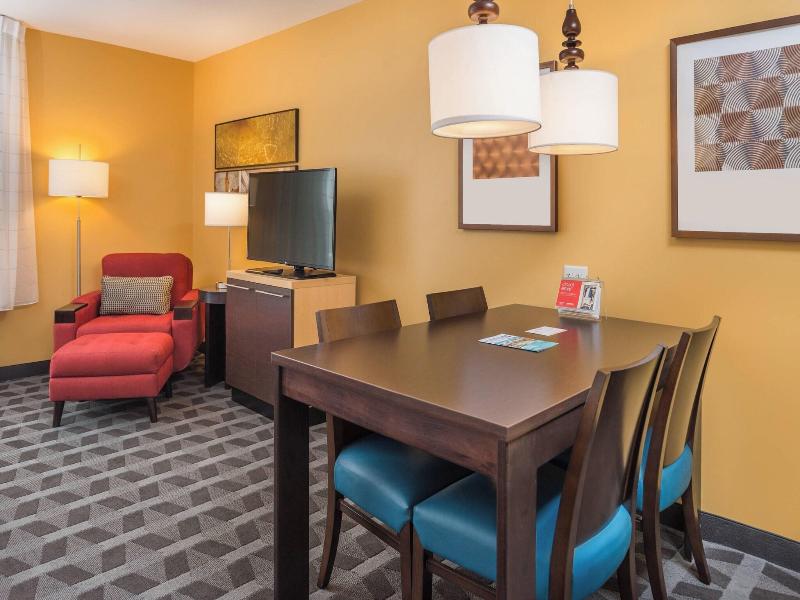 Towneplace Suites New Hartford image