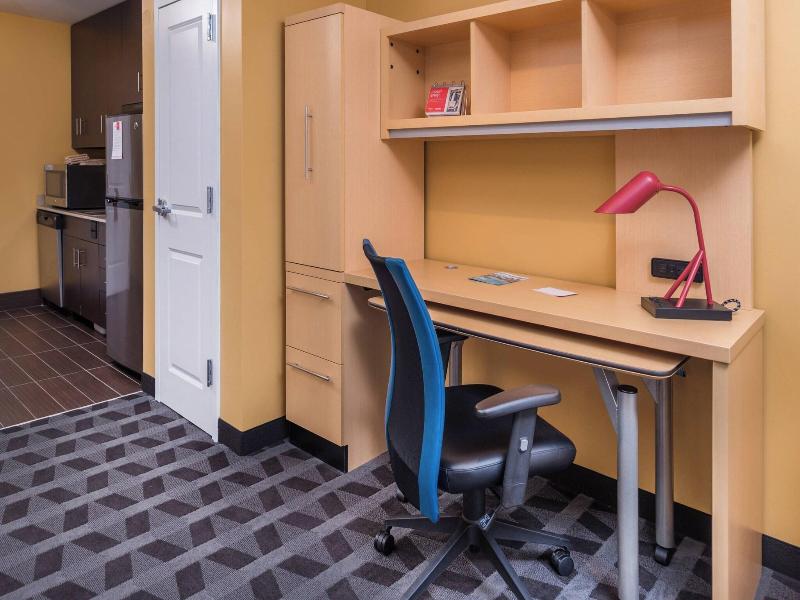Towneplace Suites New Hartford image