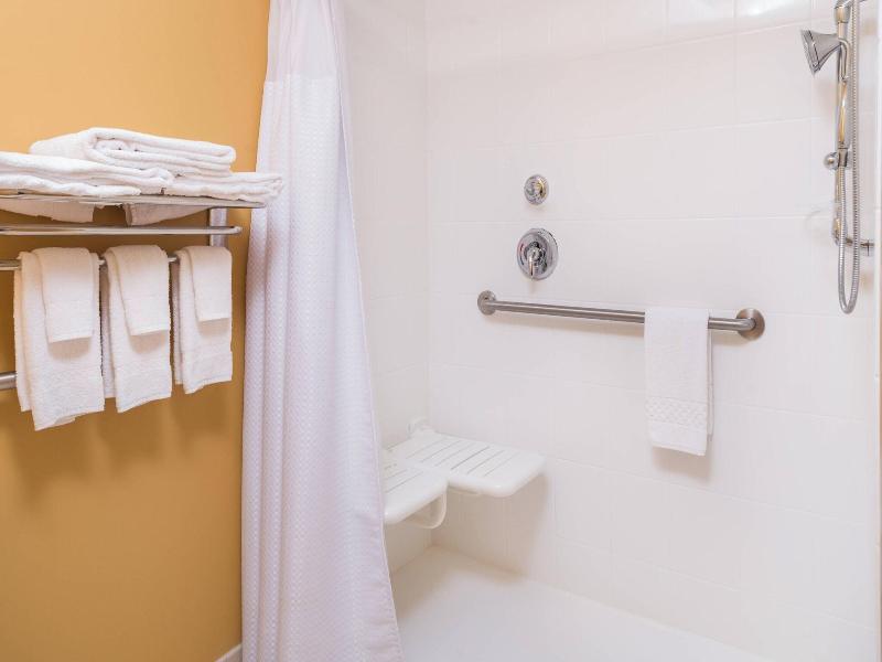 Towneplace Suites New Hartford image