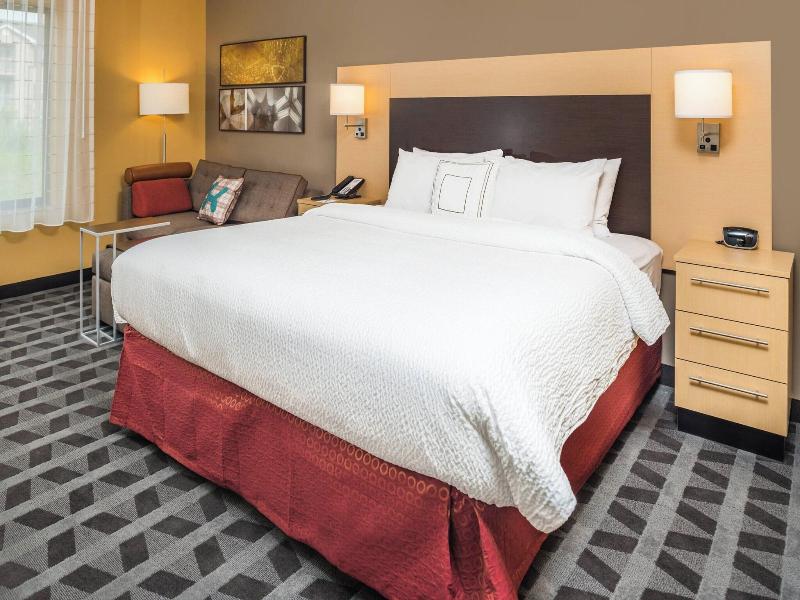Towneplace Suites New Hartford image