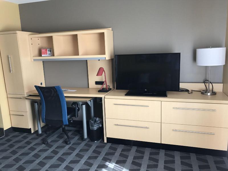 Towneplace Suites New Hartford image
