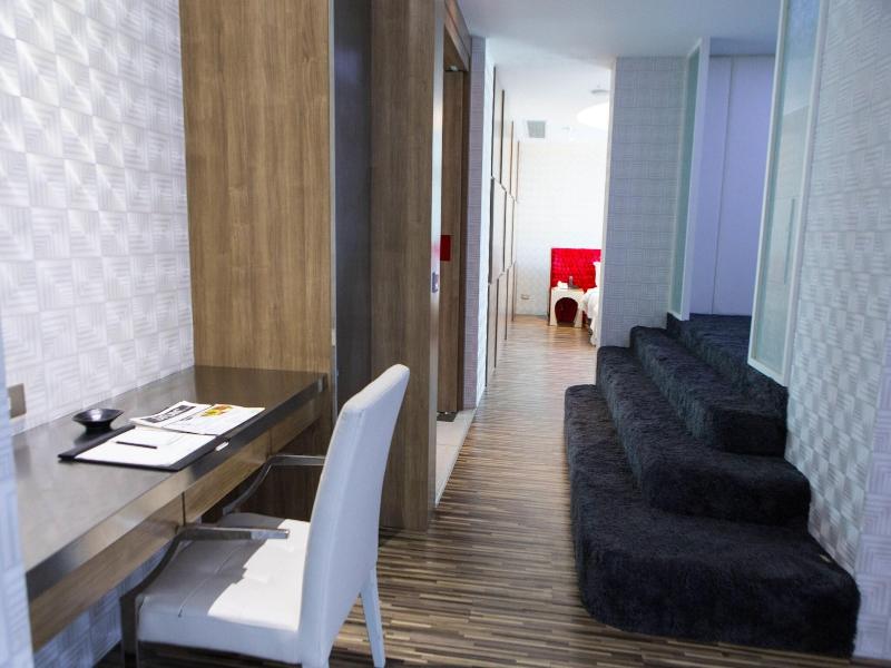 All Ur Boutique Motel Tai Chung Branch image