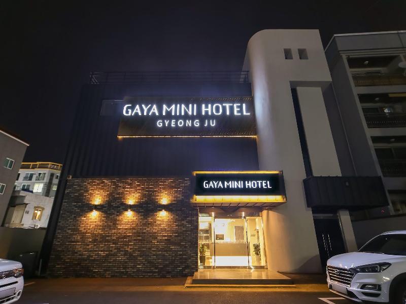 Gaya Mini Hotel image