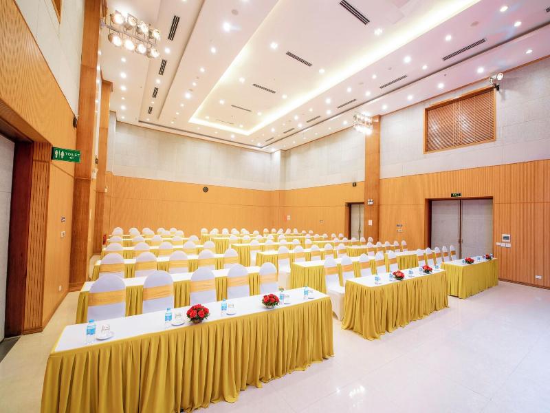 Quang Ba Trade Union Hotel image