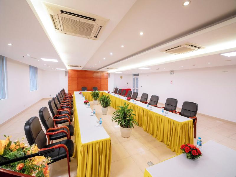 Quang Ba Trade Union Hotel image