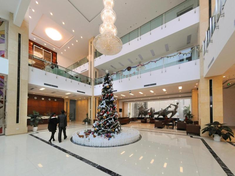 Quang Ba Trade Union Hotel image