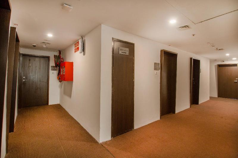 Oyo 9960 Kubeera Palace — photo 2