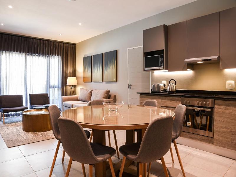 Mint Hotel Sandhurst image