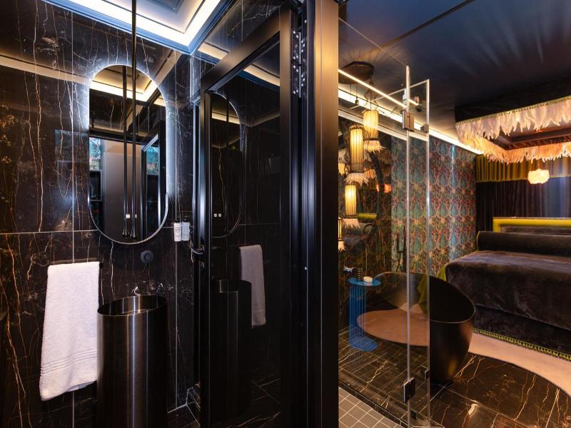 Mint Hotel Sandhurst image