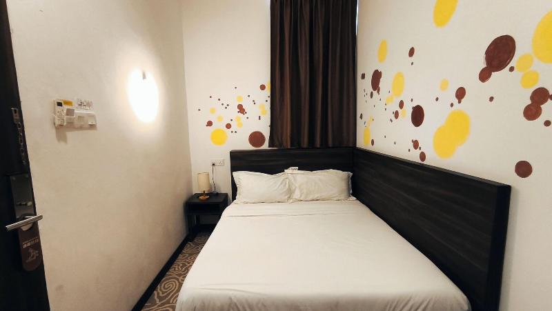 Natol Travelers Business Inn image