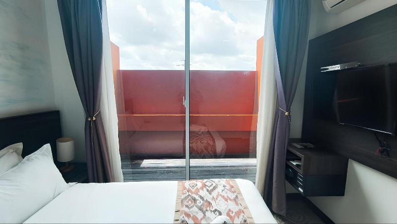 Natol Travelers Business Inn image