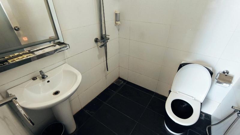 Natol Travelers Business Inn image
