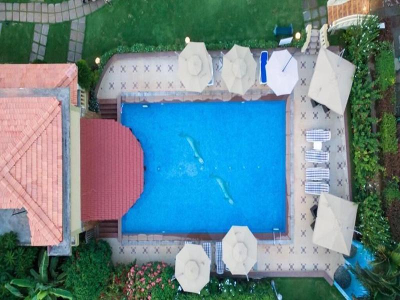 Cochichos Resort image