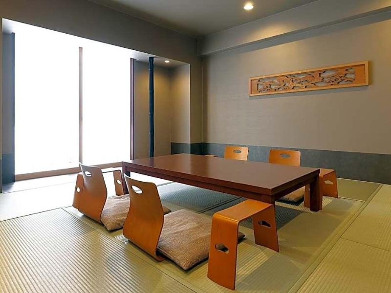 Ryotei Matsuya Honkan Suizenji Ryokan image