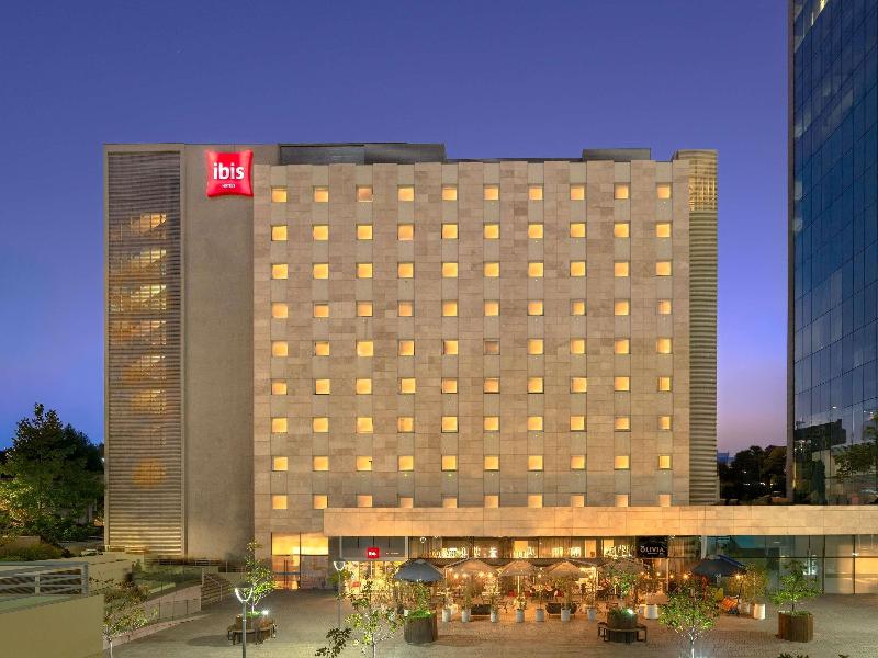 ibis Santiago Las Condes Manquehue Hotel image