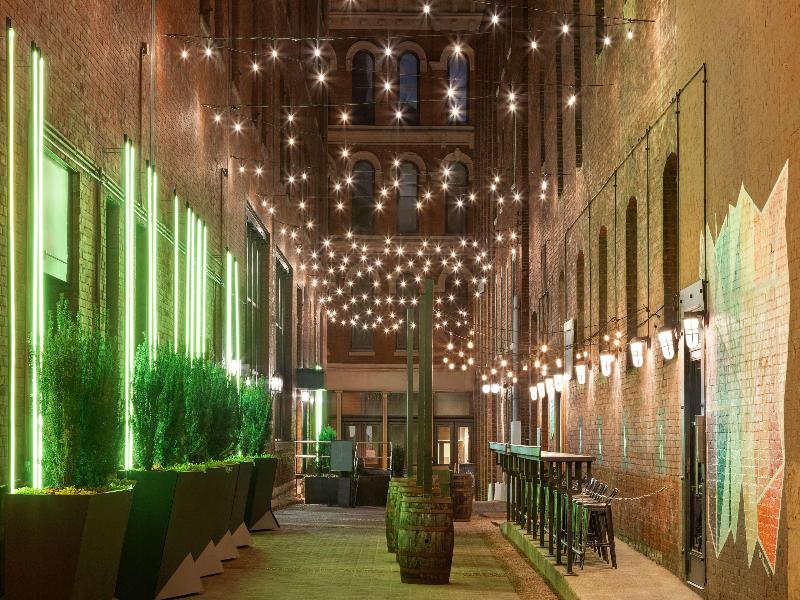 The Bankers Alley Hotel Nashville, Tapestry image