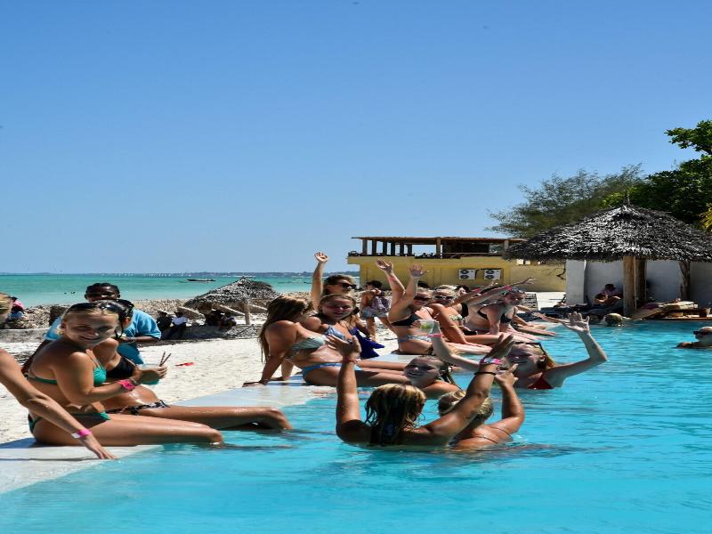 Ndame Beach Lodge image