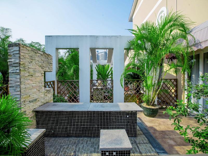Zhongshan Louis Hotel image
