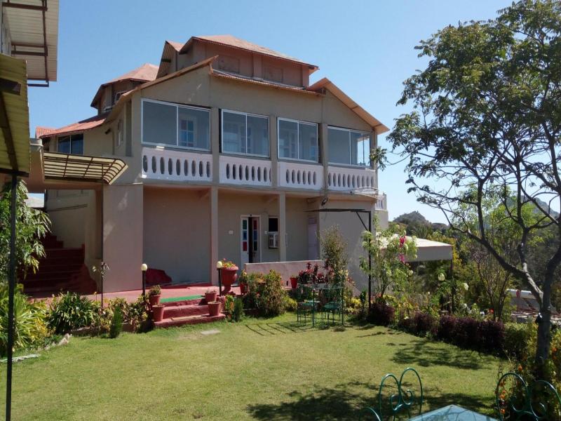 Hotel Udai Garh (A Family Hotel)
