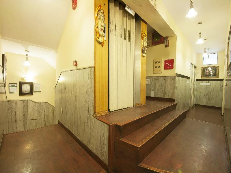 Lals Haveli image