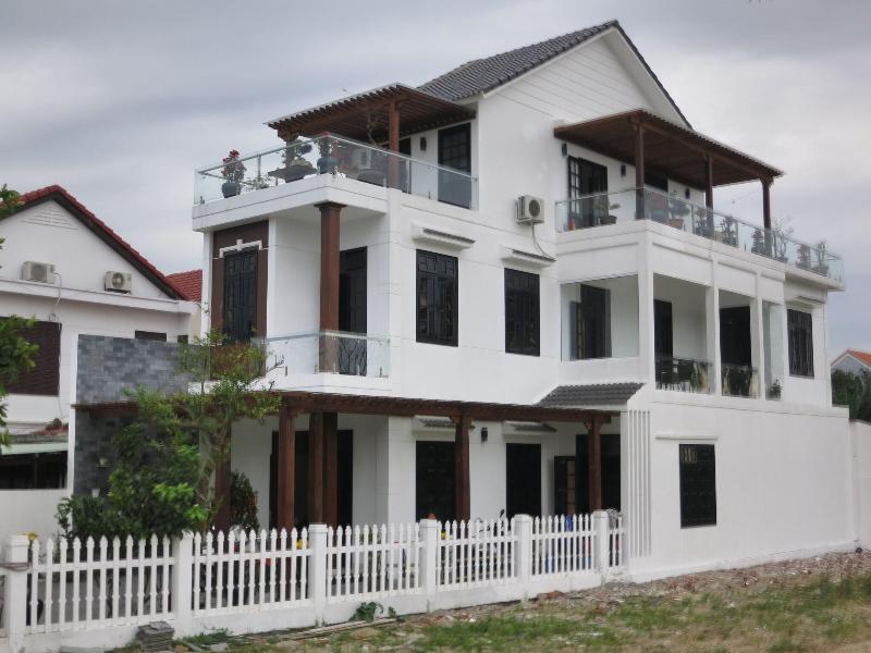 Azalea Homestay image