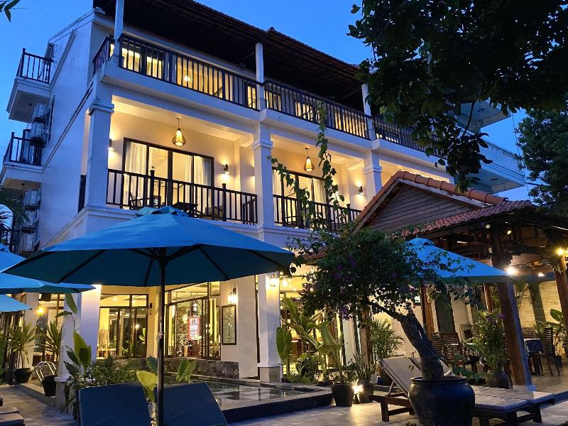 The Quin Riverside Villa image