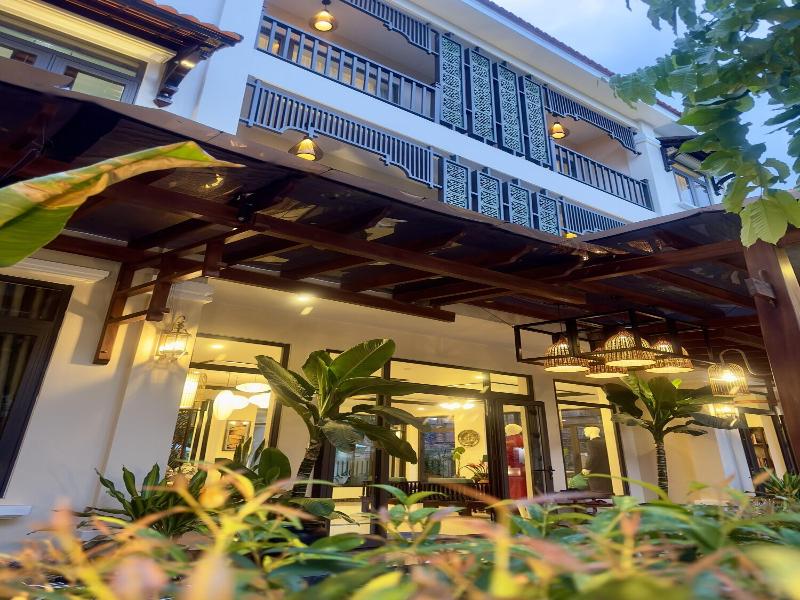 The Quin Riverside Villa image