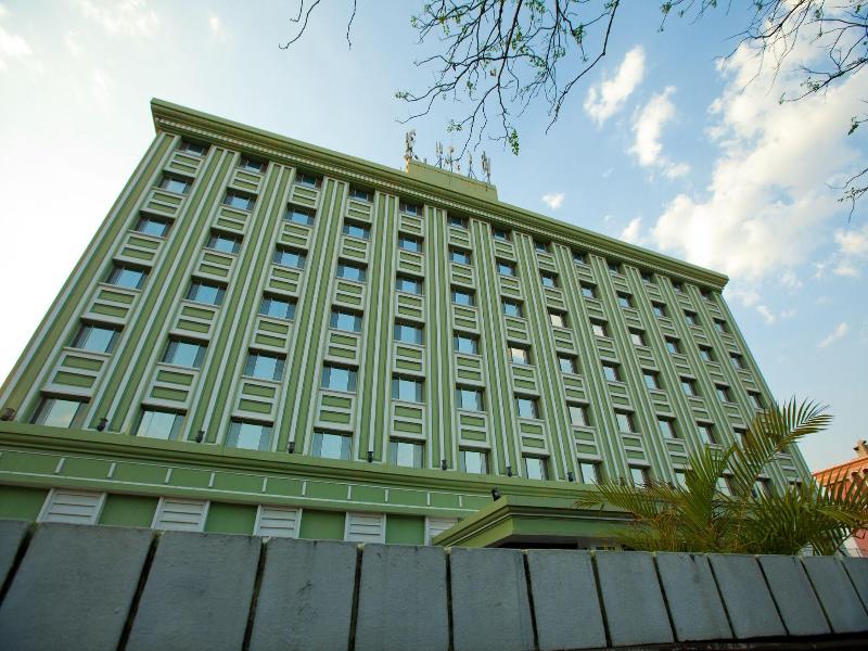 Tara Comfort Hotel Ramoji Film City