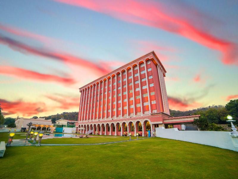 Sitara Luxury Hotel Ramoji Film City