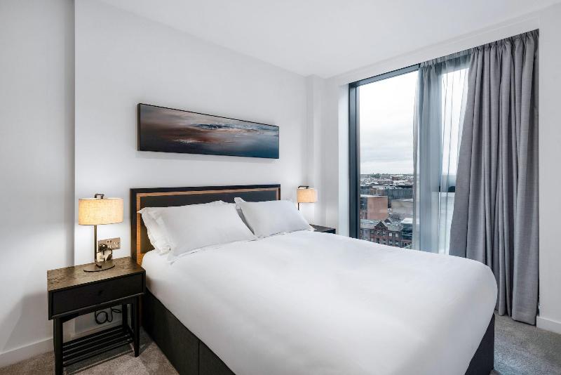 CitySuites Two Aparthotel image