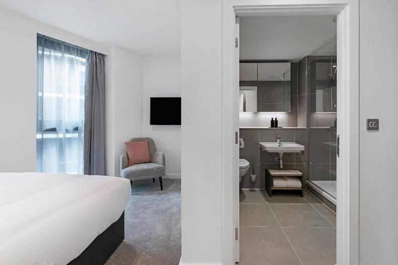 CitySuites Two Aparthotel image