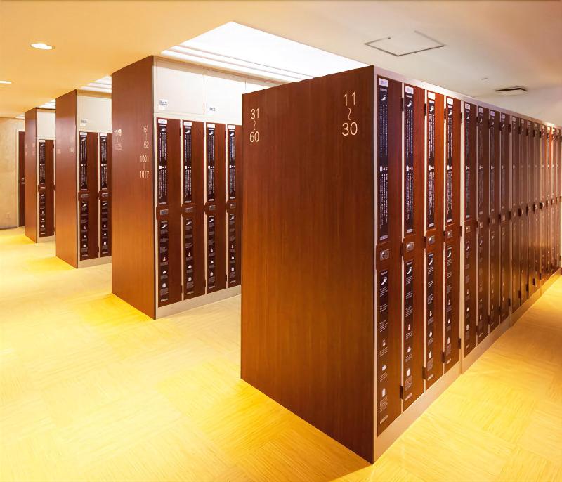 Sauna And Capsule Hotel Hollywood Male Only