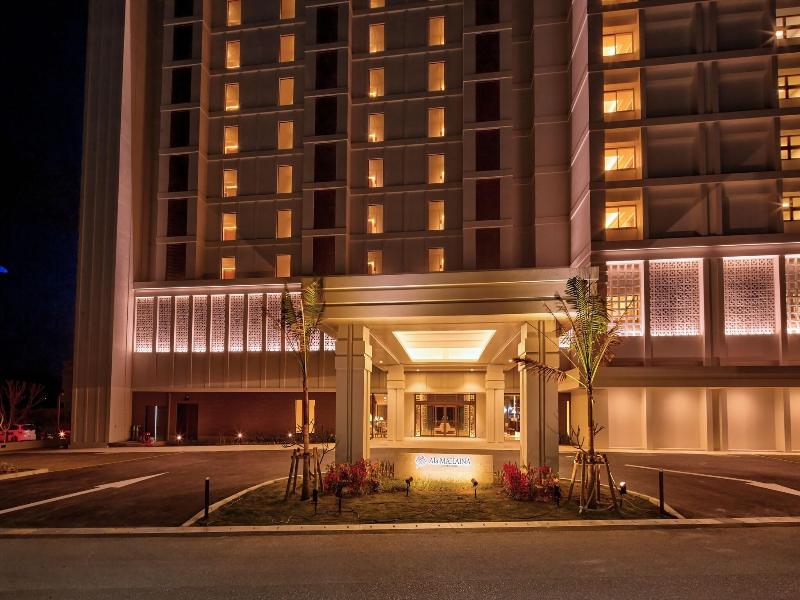 Ala Mahaina Condo Hotel image