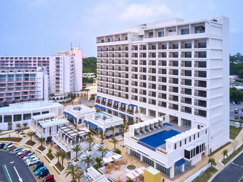 Ala Mahaina Condo Hotel image