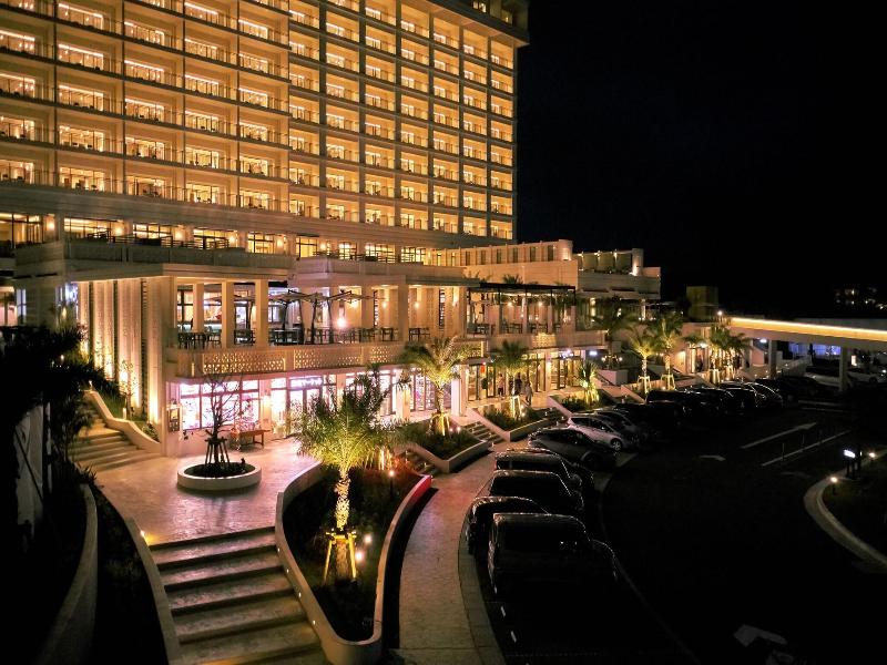 Ala Mahaina Condo Hotel image