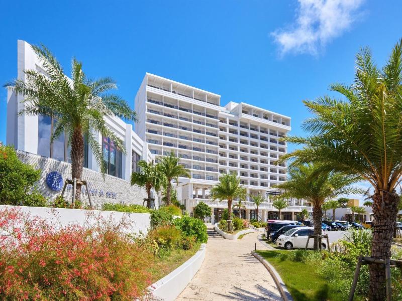Ala Mahaina Condo Hotel image