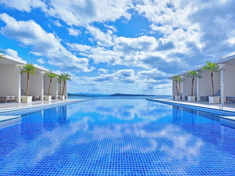 Ala Mahaina Condo Hotel image
