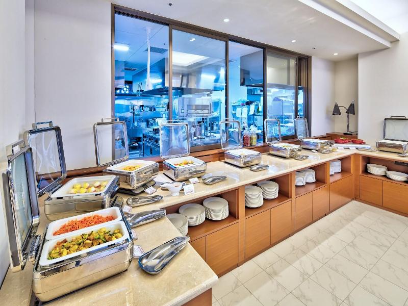 Ala Mahaina Condo Hotel image