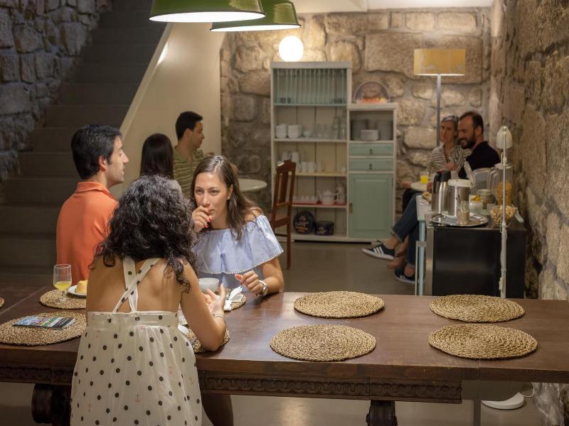 Being Porto Hostel image