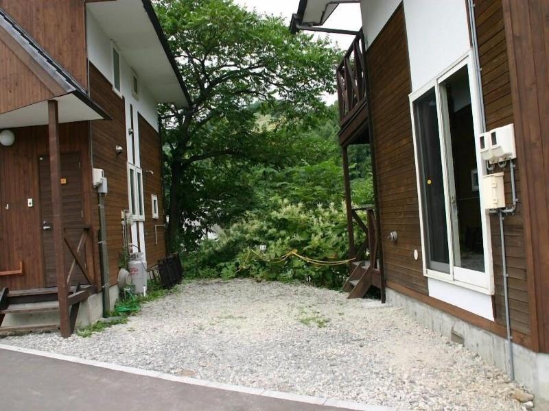 Winkel Village