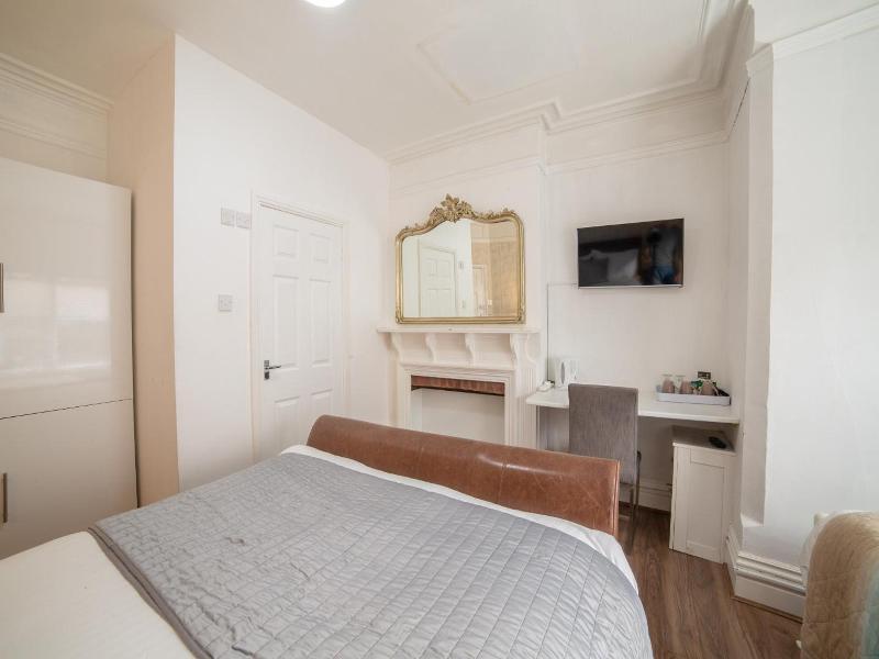 Lonsdale Guest House image