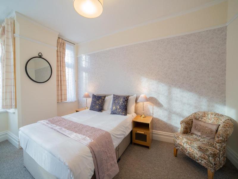 Lonsdale Guest House image