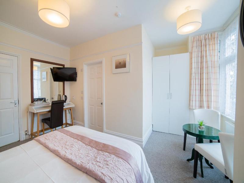 Lonsdale Guest House image