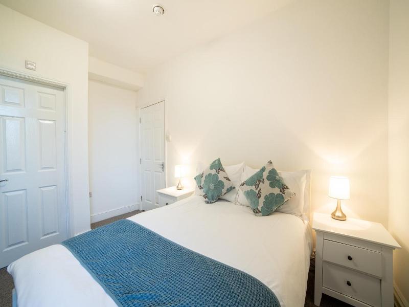 Lonsdale Guest House image