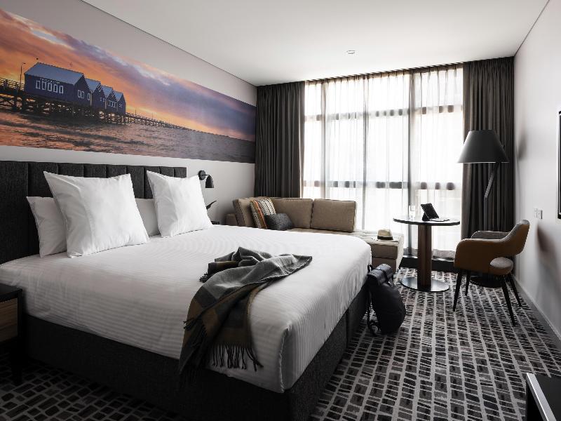 Novotel Perth Murray Street image