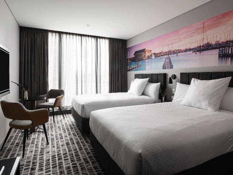 Novotel Perth Murray Street image