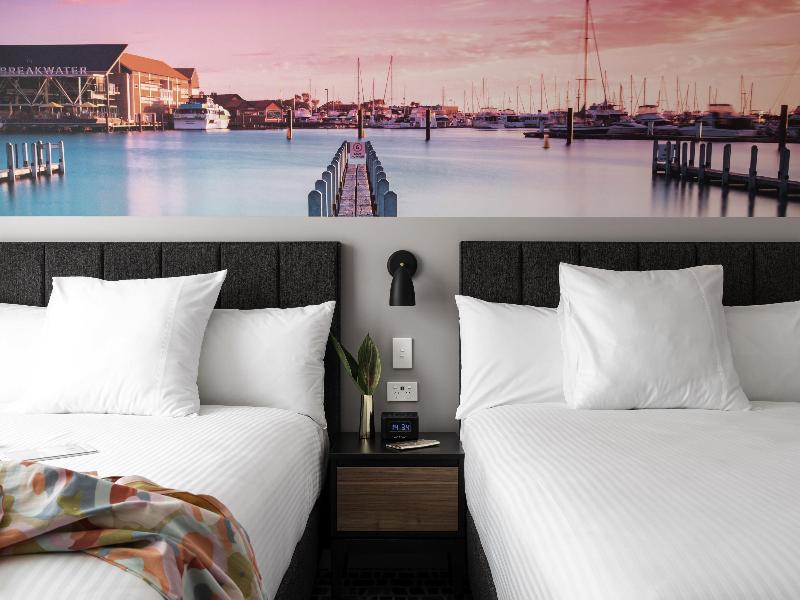 Novotel Perth Murray Street image