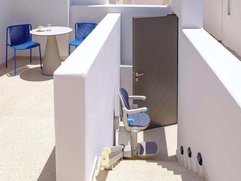 Alleys All-Suite Hotel & Sp