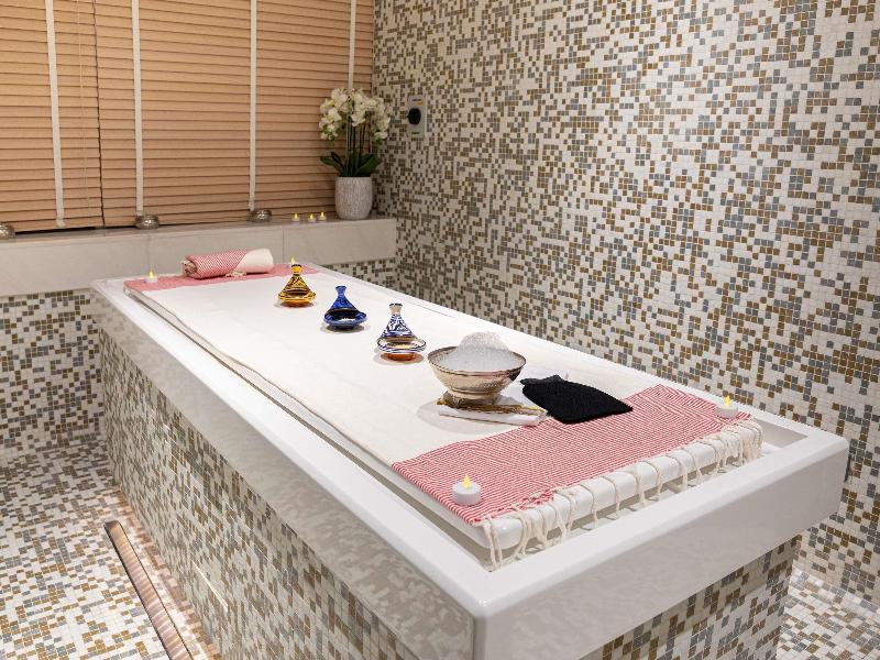 Pullman Doha West Bay image