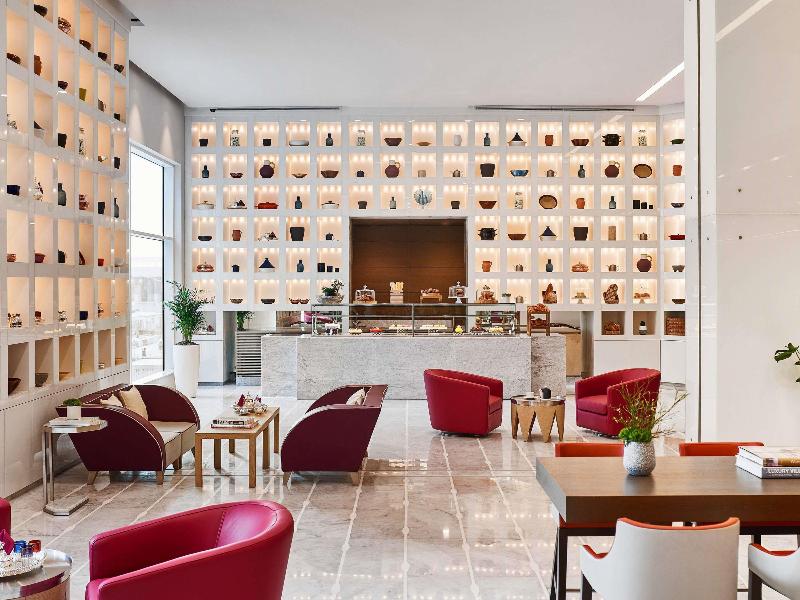 Pullman Doha West Bay image